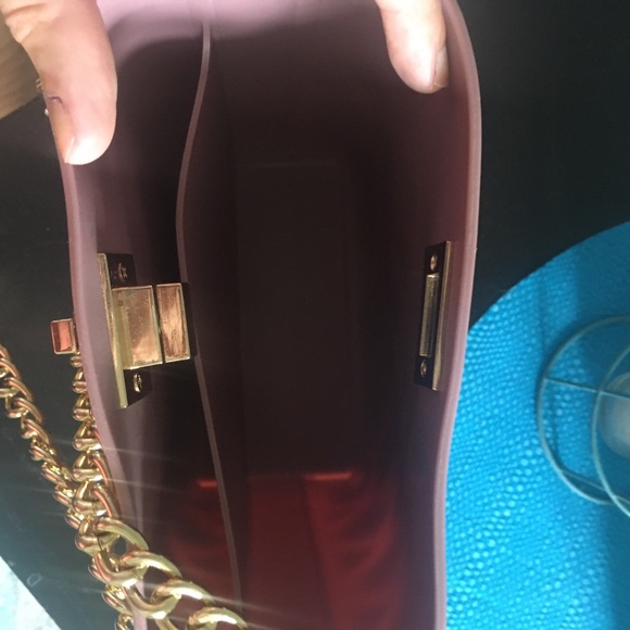 Brand new cute purse, without tag. Beautiful colour and texture. - Picture 4 of 4